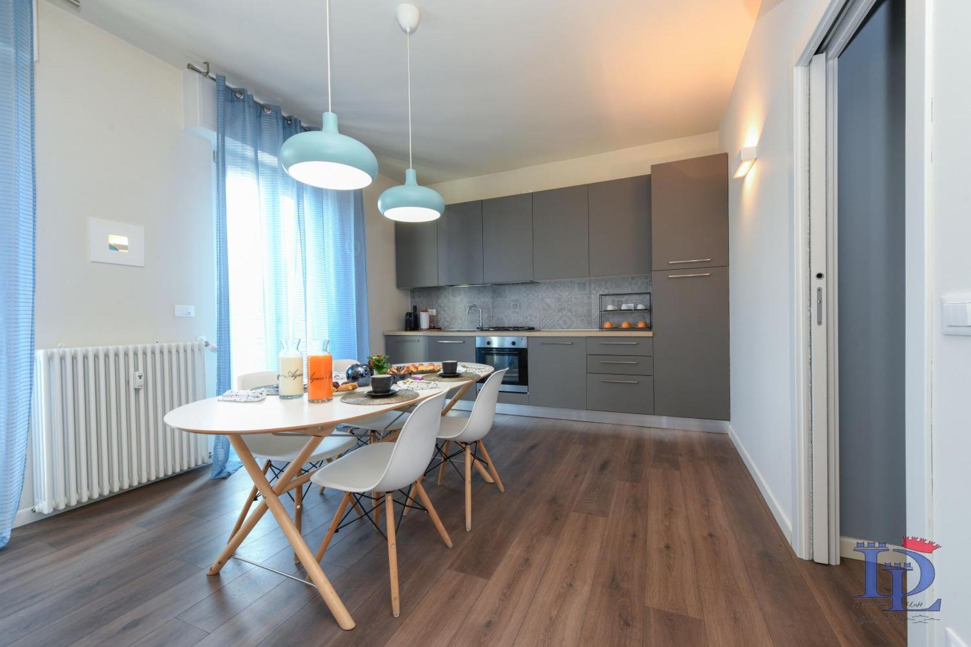 Desenzanoloft Official Partner Marriott Homes & - Jack's Penthouse Apartment Desenzano del Garda